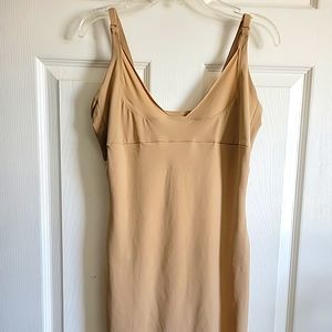 Maidenform Wear Your Own Bra Slip Firm Control Cool Comfort Beige Size 2XL #2541